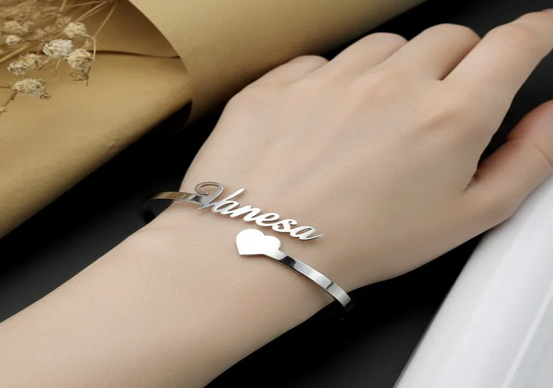 customized kada with name